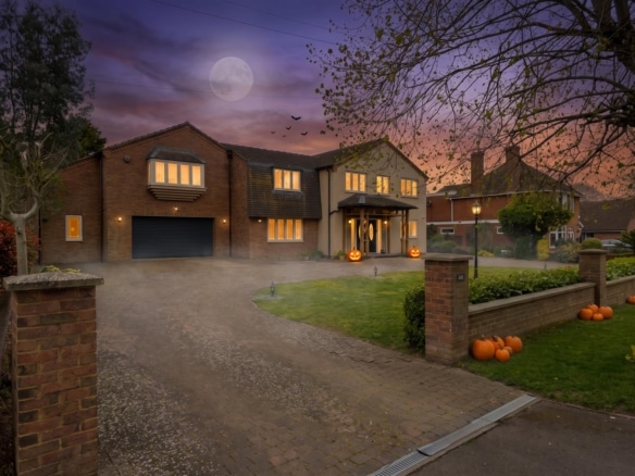 NN9 Finedon Road, Irthlingborough