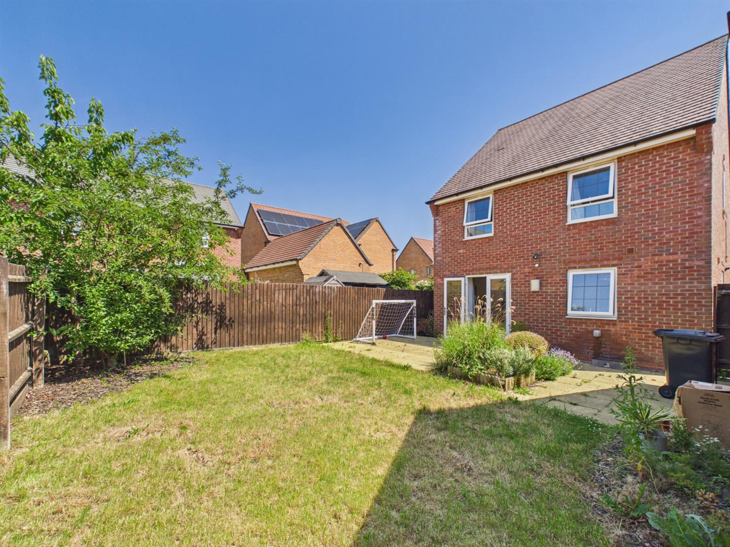 NN17, Arnold Drive, Priors Hall, Weldon