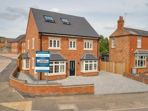 NN14 Rushton Road, Desborough