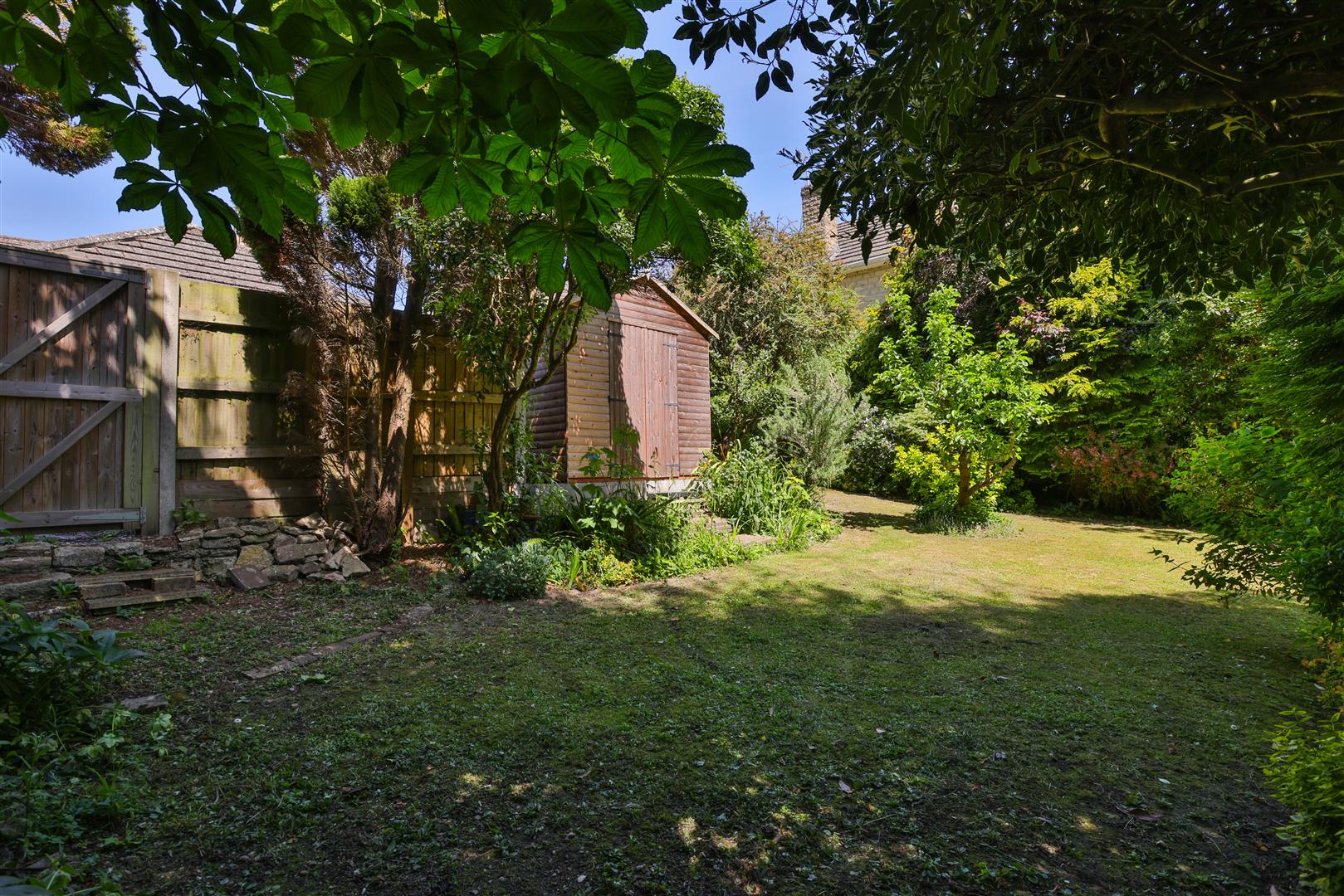 NN17 Church Walk, Weldon