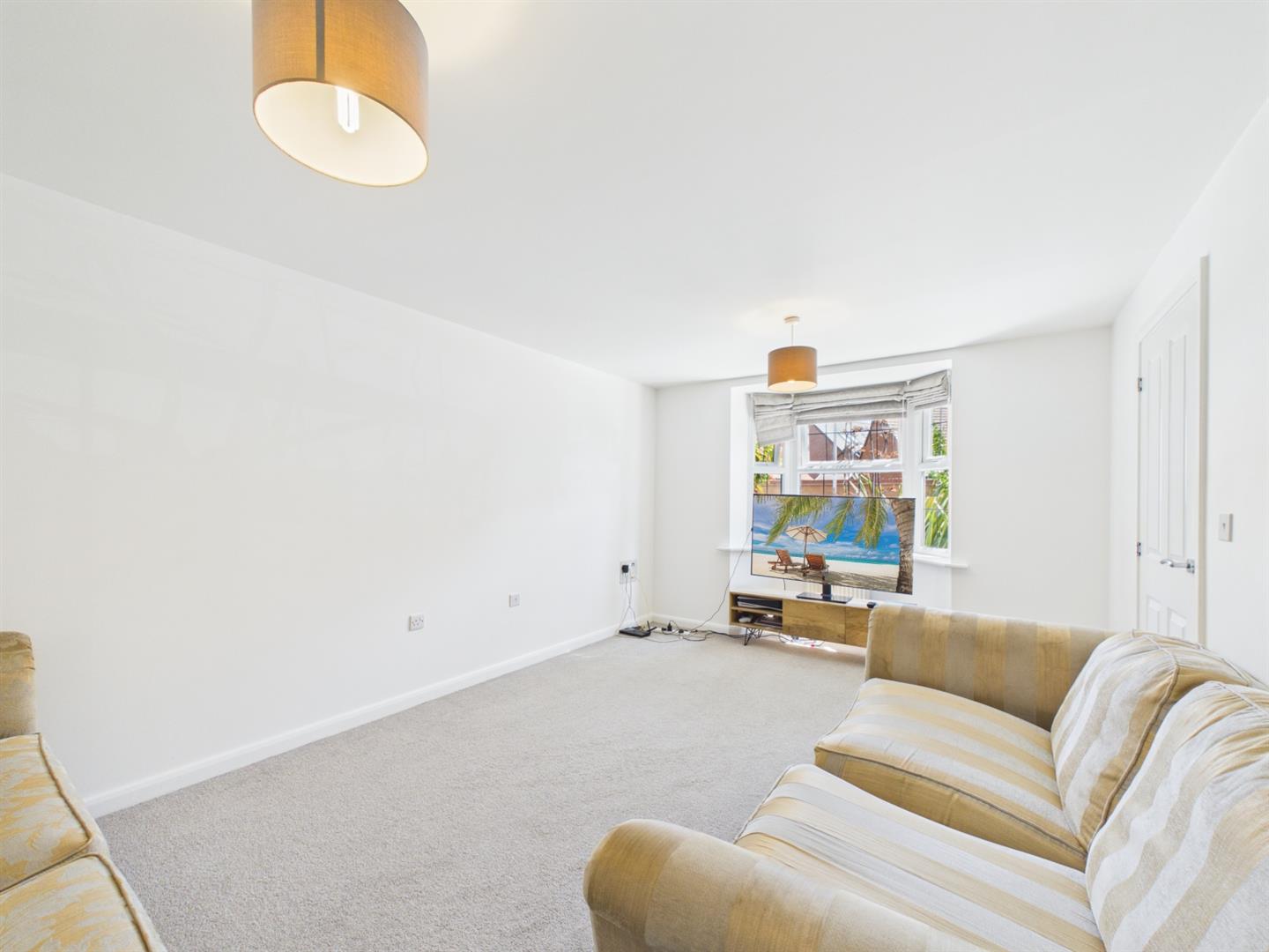 NN17, Arnold Drive, Priors Hall, Weldon