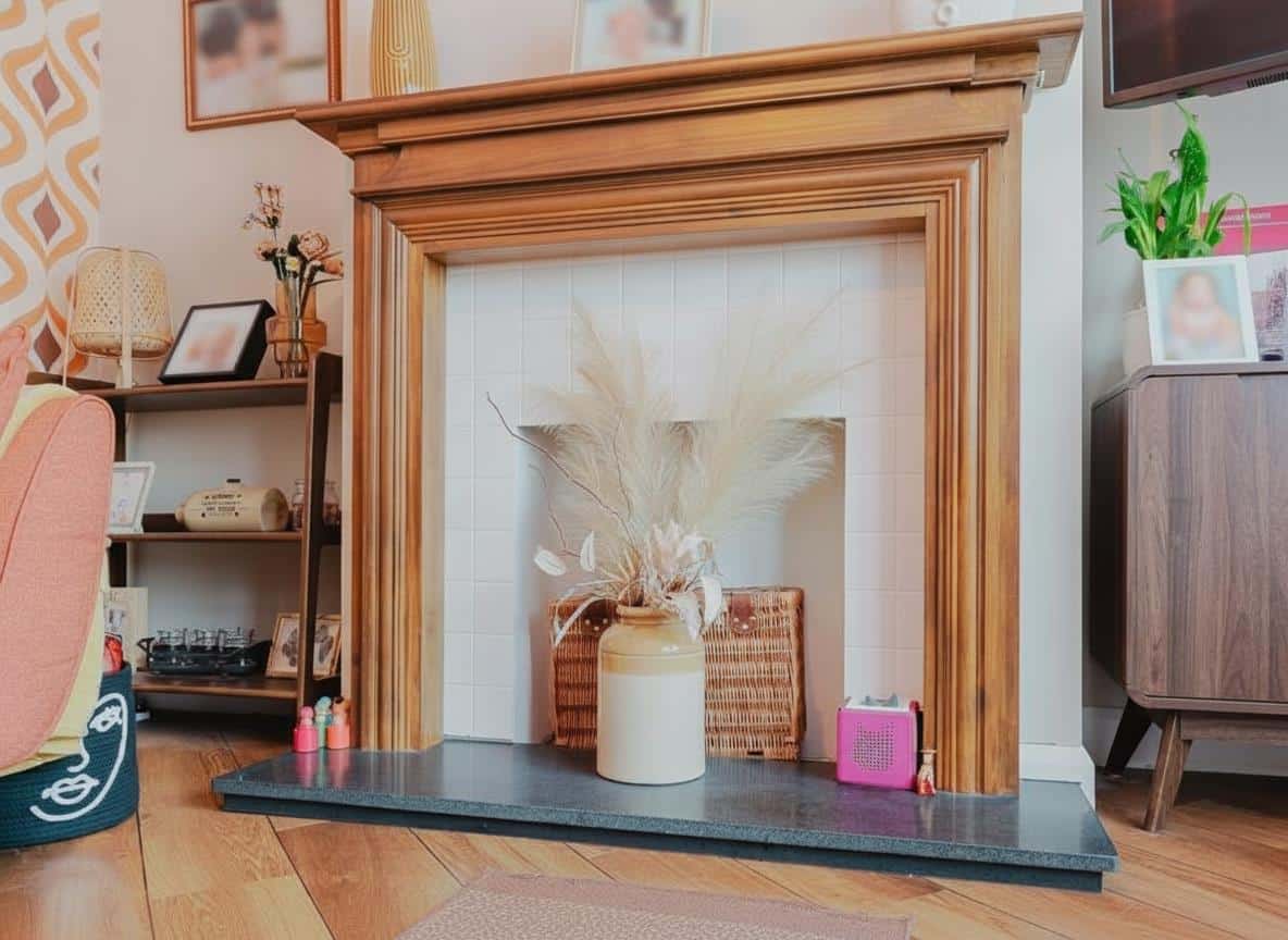 Blur all photo frames.png NN15 Hillside Avenue, Kettering