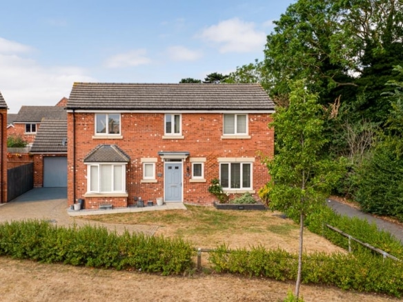 NN9 Darsdale Drive, Raunds