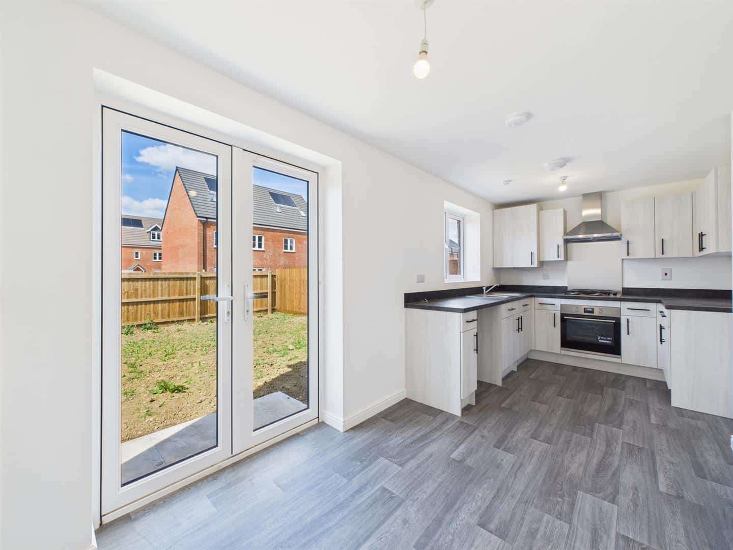 LE16, Rodney Close, Market Harborough