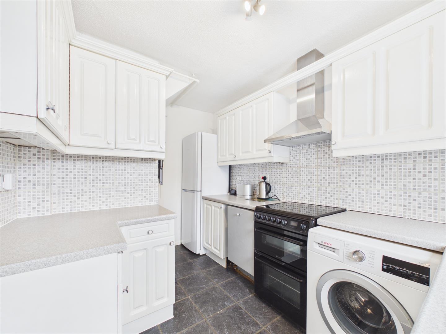 CAM02391G0-PR0226-STILL017.jpg NN3, Chatsworth Avenue, Northampton