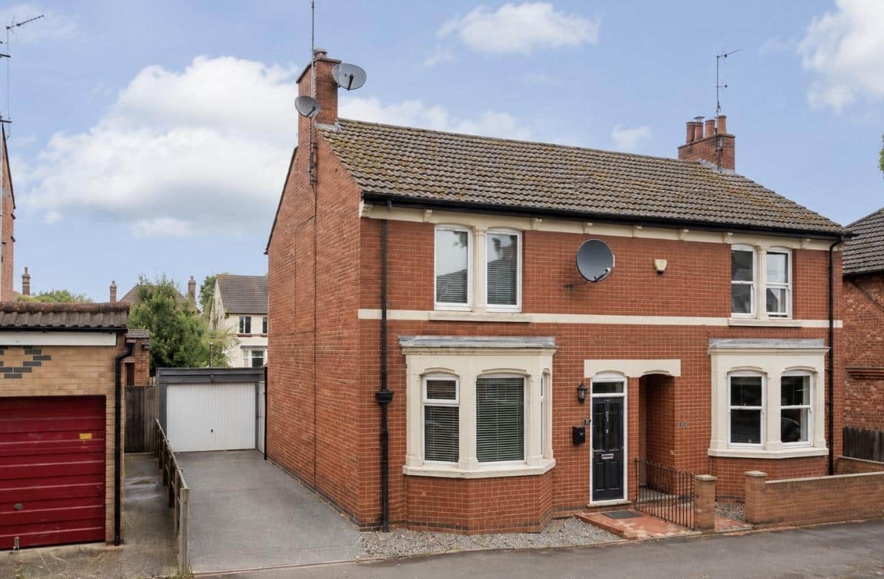 NN16 Kingsley Avenue, Kettering