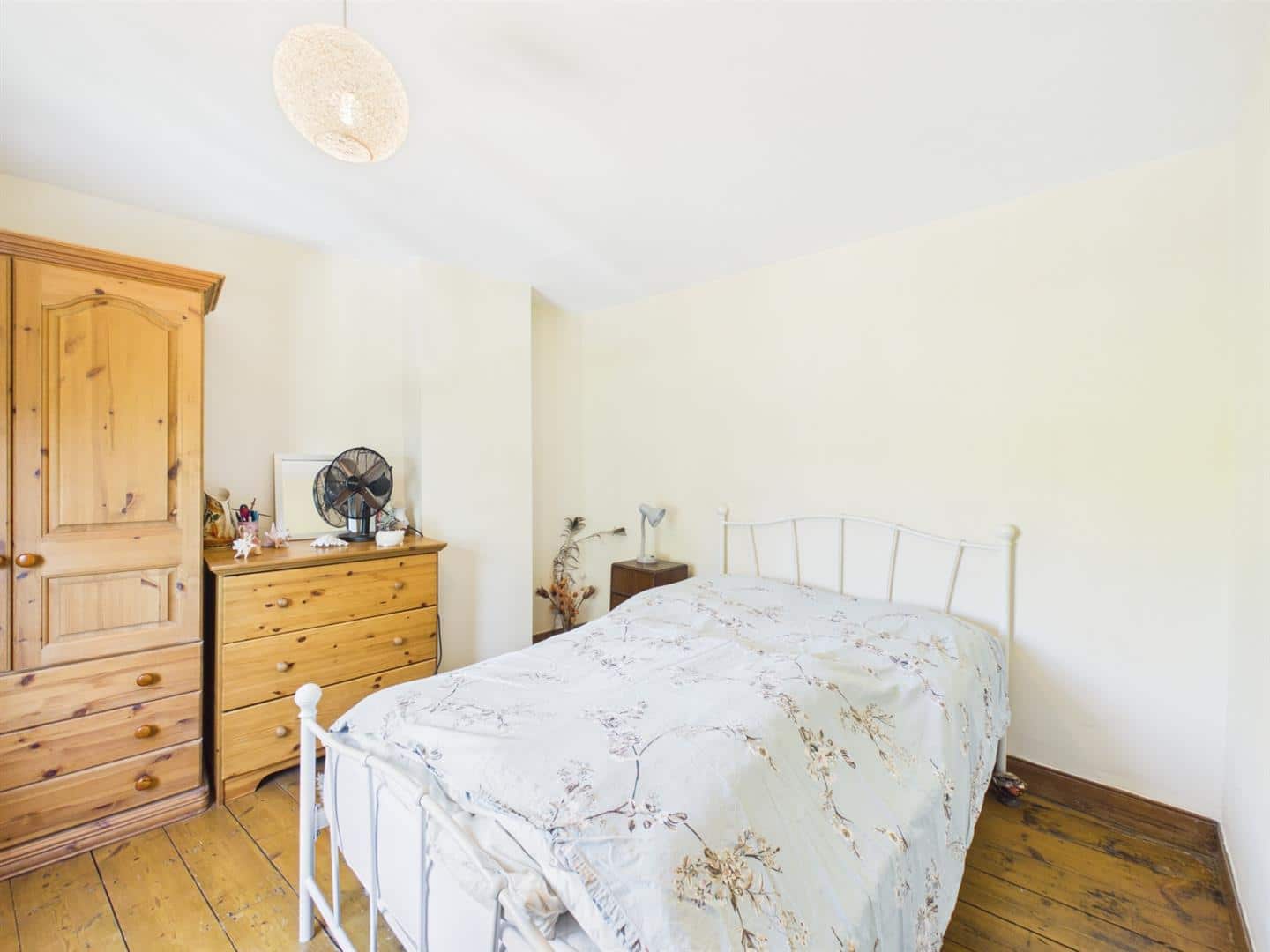 NN15, Church Street, Burton Latimer