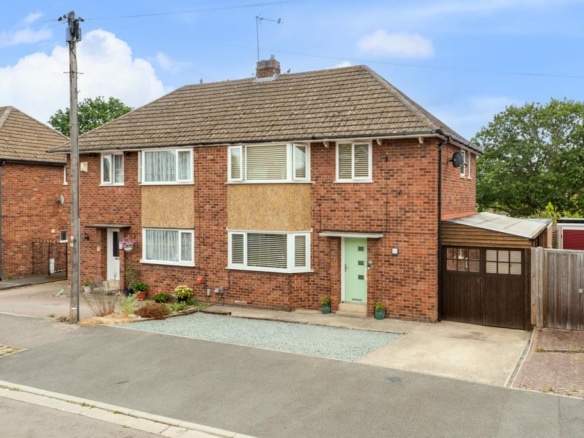 NN15 Greenhill Road, Kettering