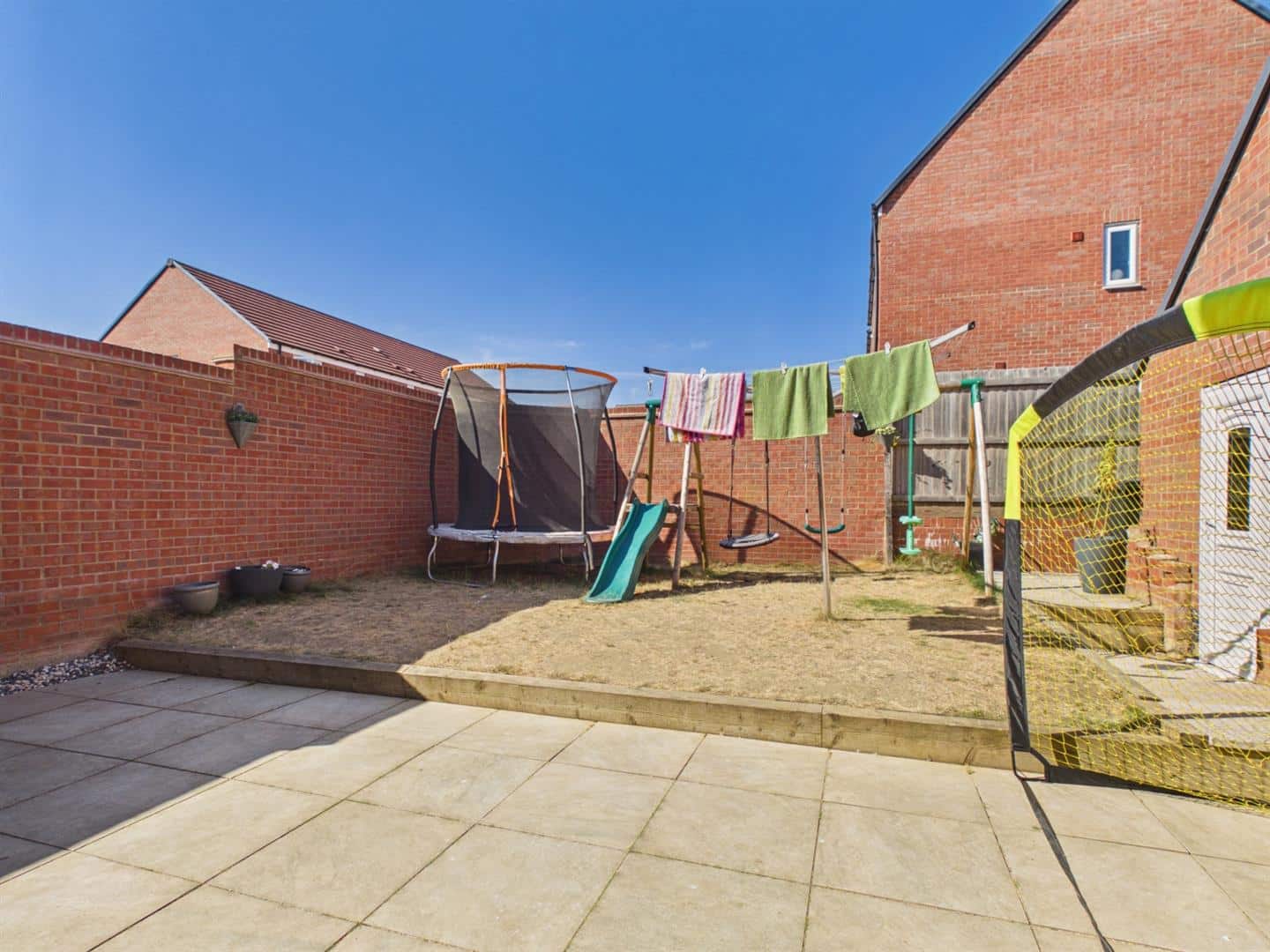 NN15, Thornton Avenue, Kettering