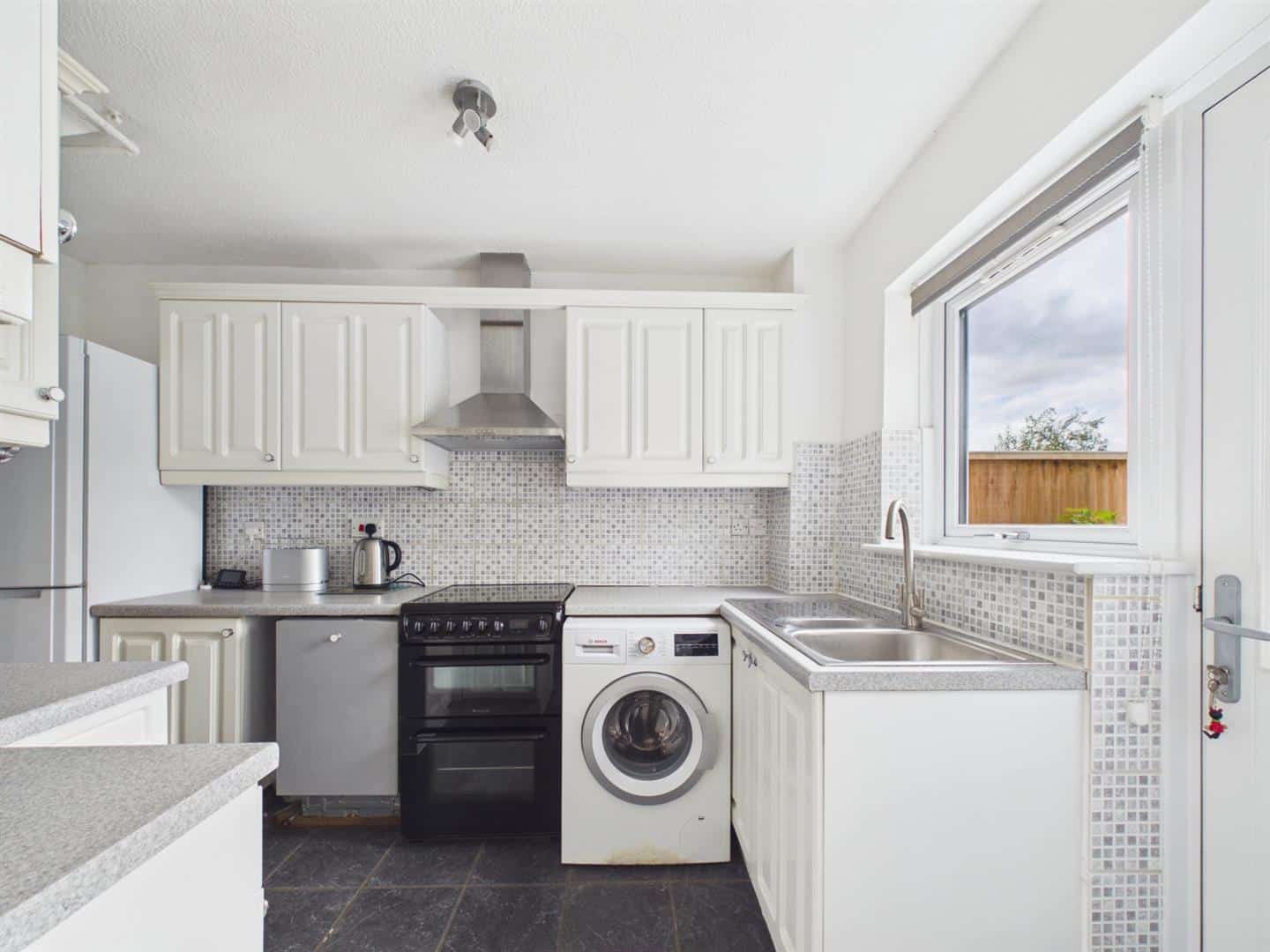 CAM02391G0-PR0226-STILL013.jpg NN3, Chatsworth Avenue, Northampton