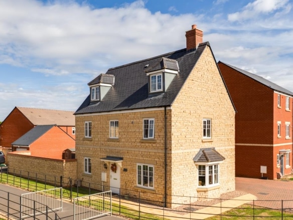 NN14 Barn Owl Drive, Rothwell