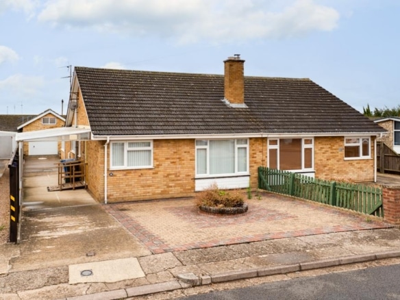 NN15 Shakespeare Drive, Burton Latimer