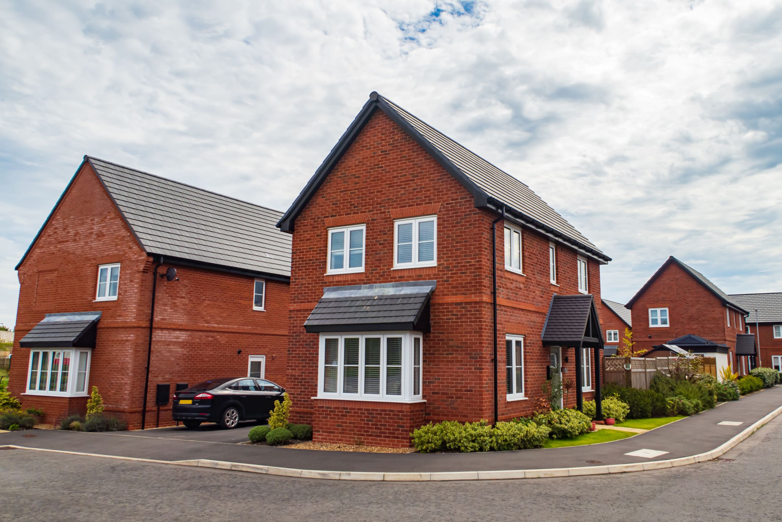 Selling Your House in Kettering: A Step-by-Step Guide from Valuation to Completion