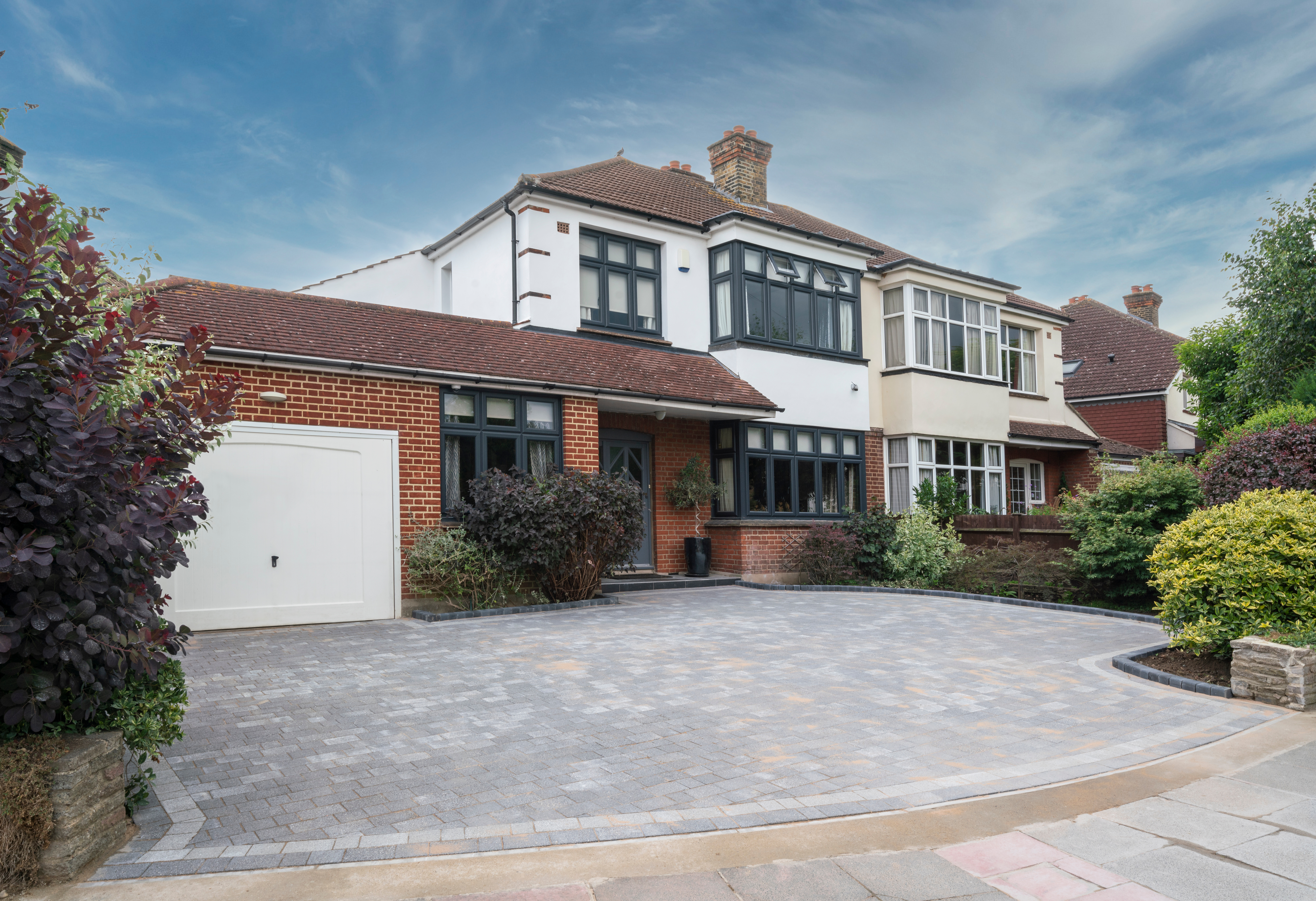 How to Choose an Estate Agent in Kettering: 10 Questions to Ask Before You Sell