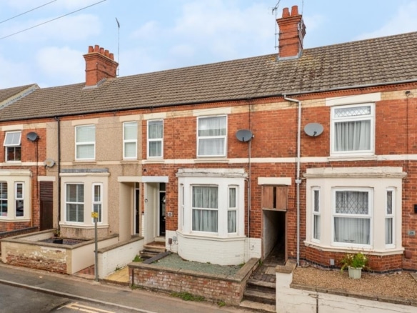 NN15 Station Road, Burton Latimer