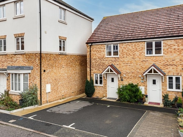 NN18 Snowdon Close, Little Stanion