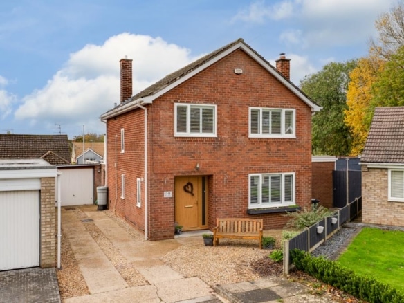 NN17 Raleigh Close, Corby