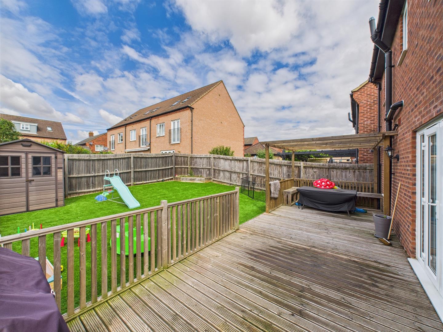 NN15 Slipton Road, Burton Latimer