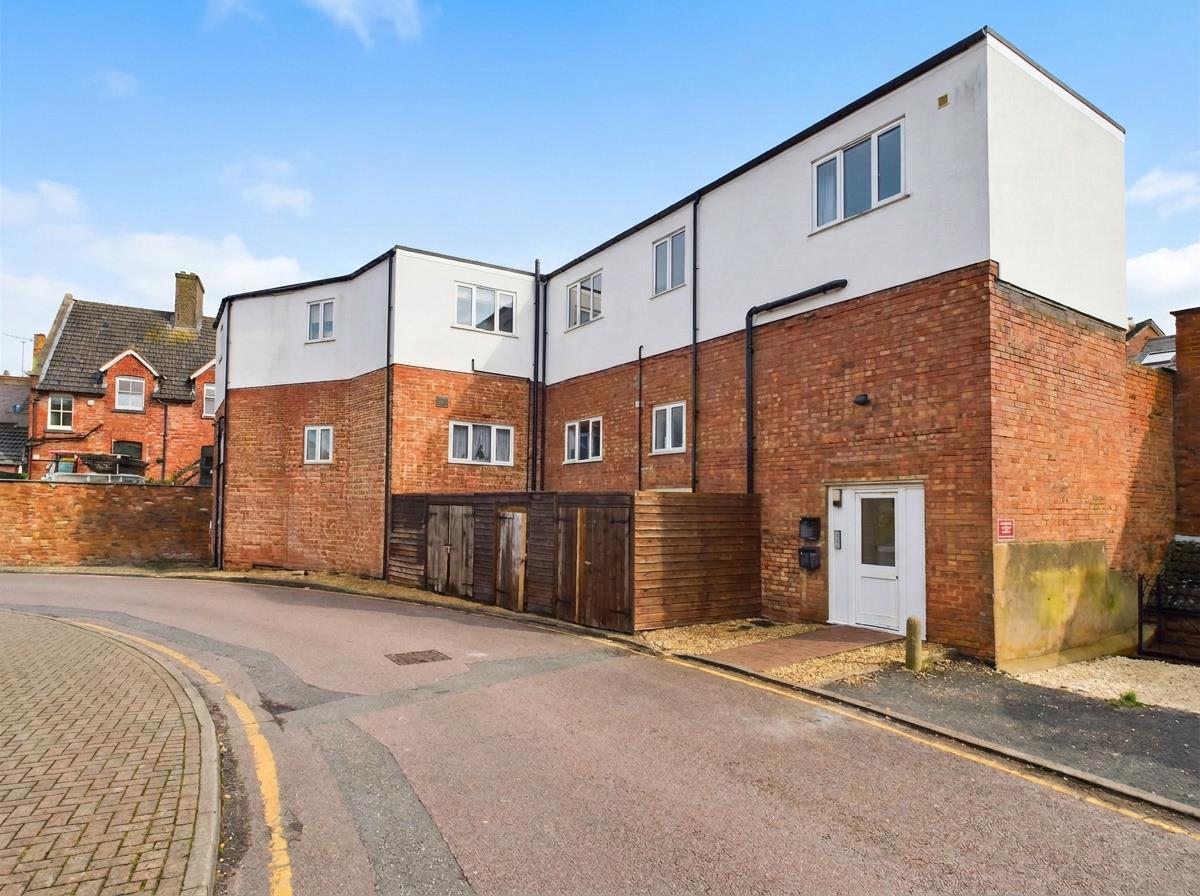 NN16, Montagu Street, Kettering